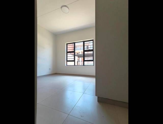 2 BEDROOM APARTMENT FOR SALE IN VORNA VALLEY